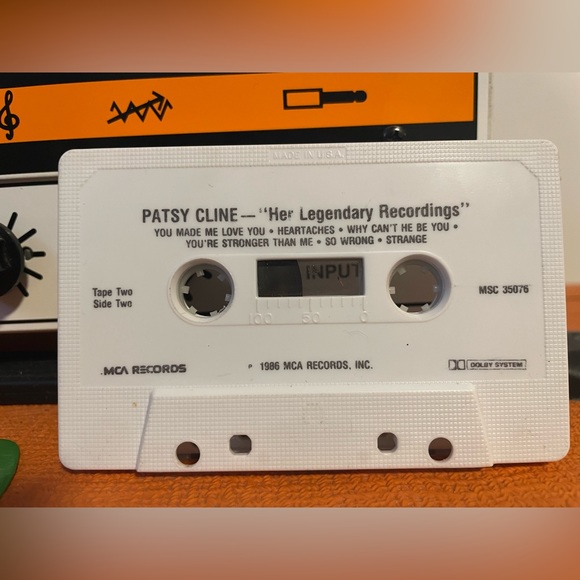 Vintage Pasty Cline Her Legendary Recordings 1986 MCA Records Cassette Tape - Picture 3 of 4